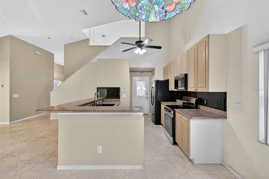 En Venta: $299,900 (3 camas, 2 baños, 1809 Pies cuadrados)