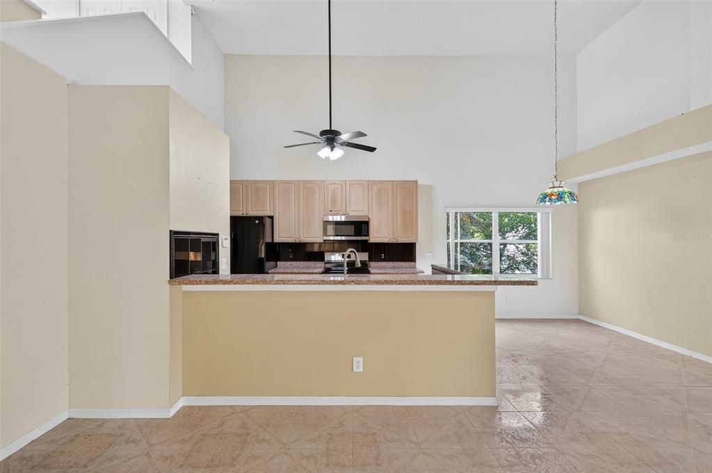 En Venta: $299,900 (3 camas, 2 baños, 1809 Pies cuadrados)