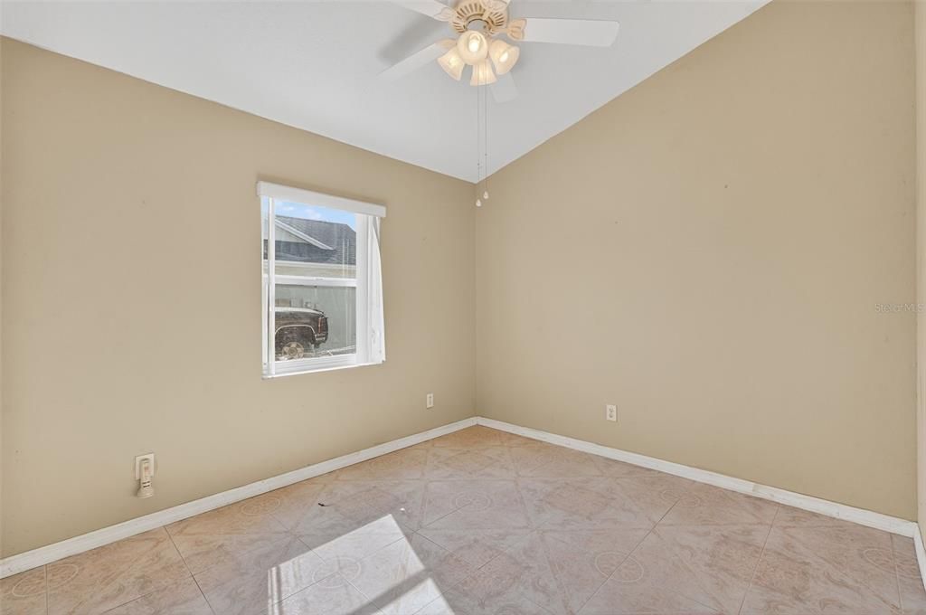 En Venta: $299,900 (3 camas, 2 baños, 1809 Pies cuadrados)