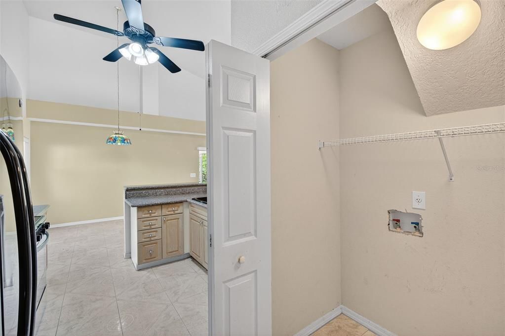 En Venta: $299,900 (3 camas, 2 baños, 1809 Pies cuadrados)