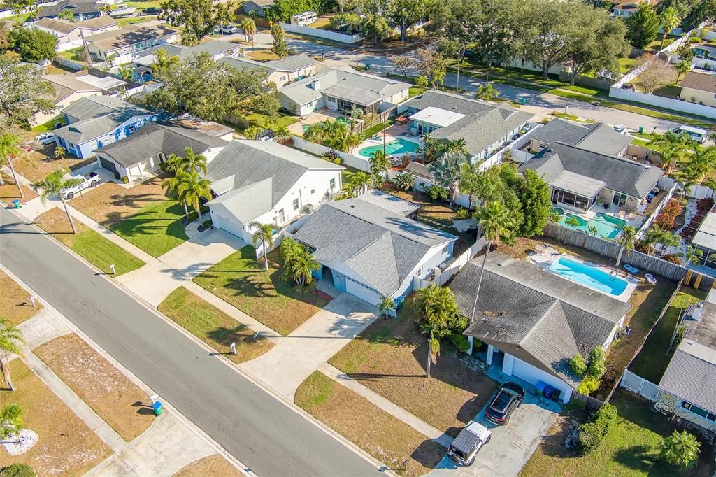 For Rent: $2,800 (3 beds, 2 baths, 1112 Square Feet)