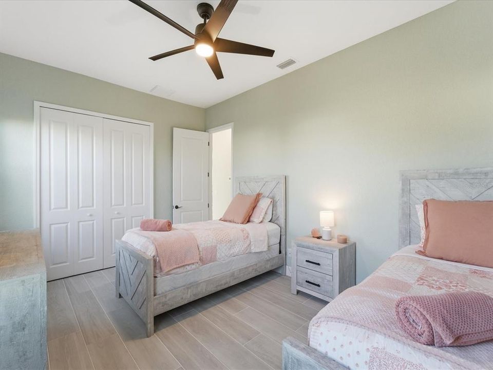 For Sale: $599,900 (3 beds, 2 baths, 1700 Square Feet)