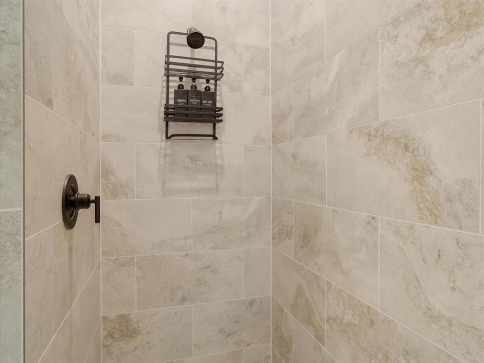 For Sale: $599,900 (3 beds, 2 baths, 1700 Square Feet)