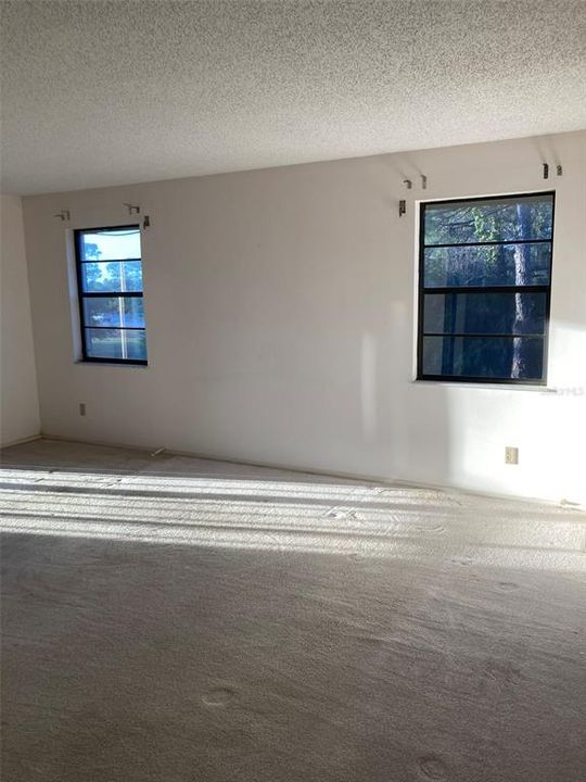 En Venta: $164,900 (2 camas, 2 baños, 1700 Pies cuadrados)