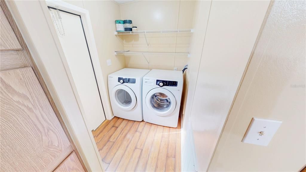 En Venta: $314,900 (3 camas, 2 baños, 1056 Pies cuadrados)