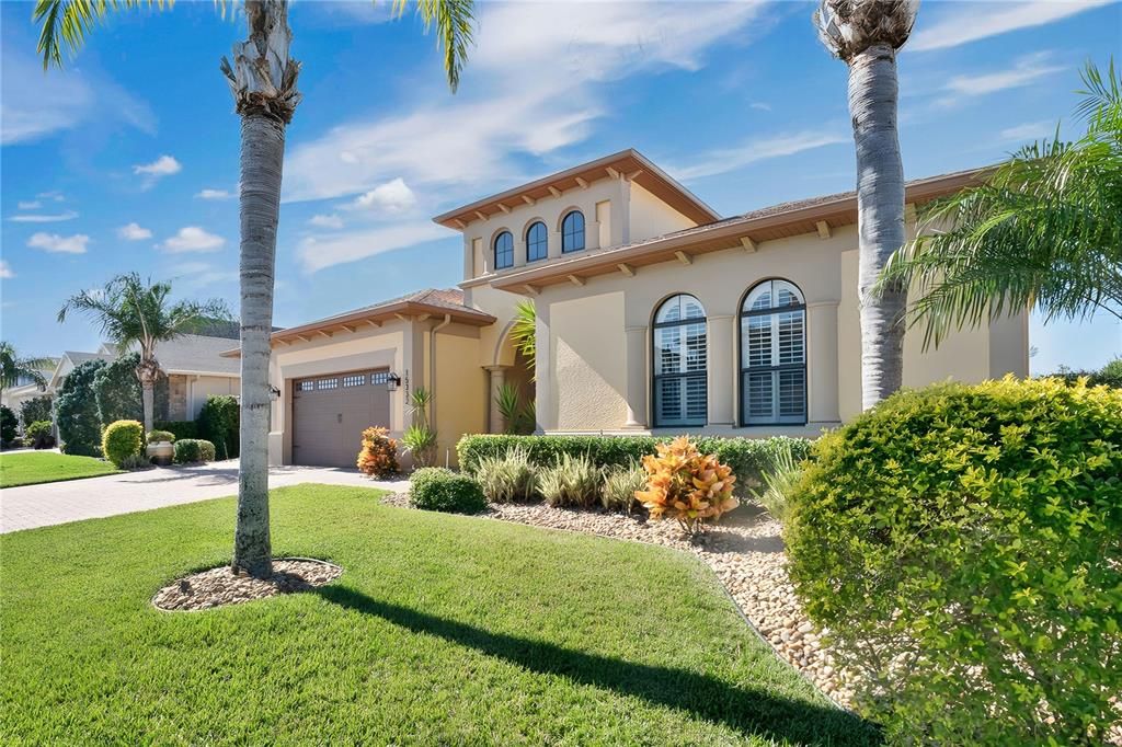 En Venta: $1,399,000 (4 camas, 4 baños, 4123 Pies cuadrados)