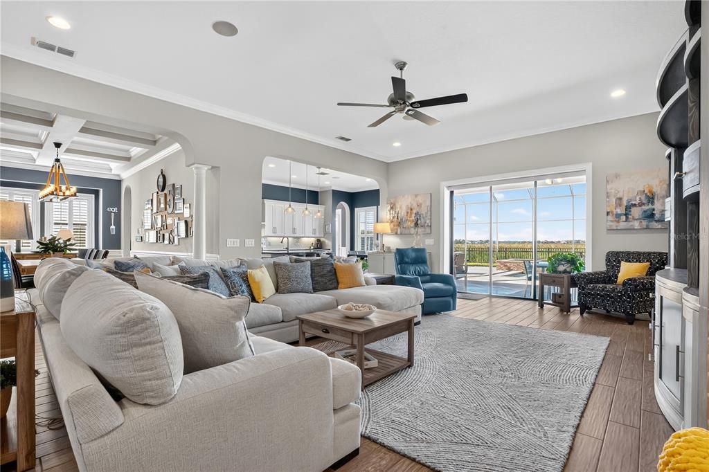 En Venta: $1,399,000 (4 camas, 4 baños, 4123 Pies cuadrados)