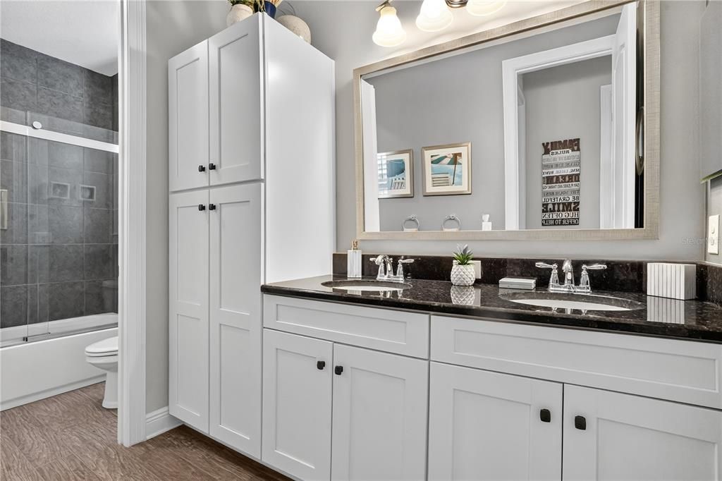 En Venta: $1,399,000 (4 camas, 4 baños, 4123 Pies cuadrados)