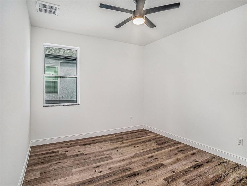 На продажу: $389,900 (3 спален, 2 ванн, 1491 Квадратных фут)