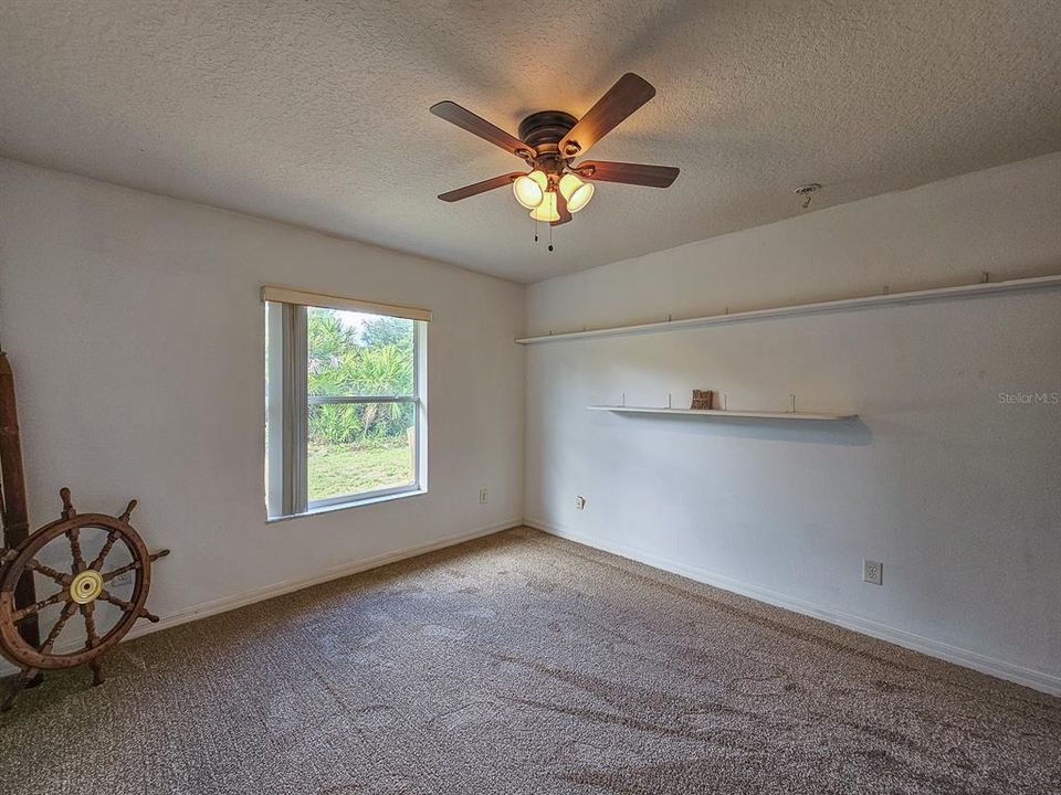 En Venta: $339,900 (3 camas, 2 baños, 1669 Pies cuadrados)