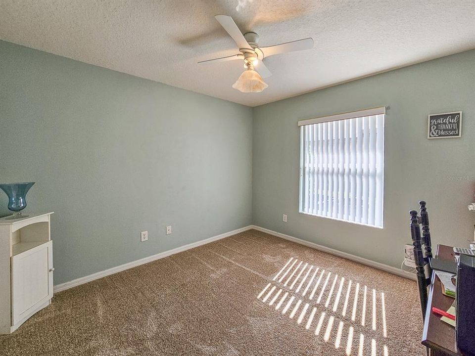 En Venta: $339,900 (3 camas, 2 baños, 1669 Pies cuadrados)