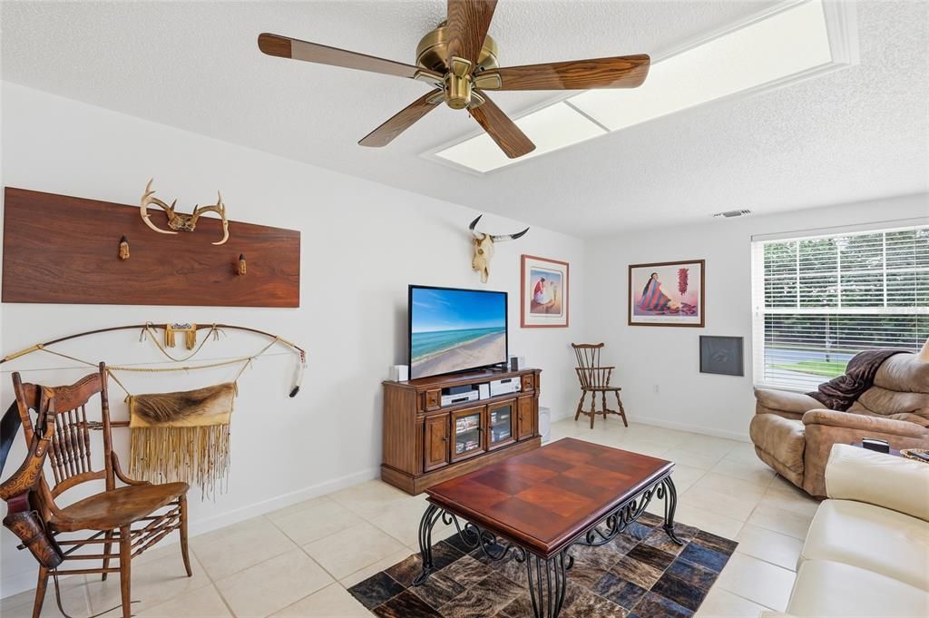 For Sale: $659,000 (3 beds, 3 baths, 2384 Square Feet)