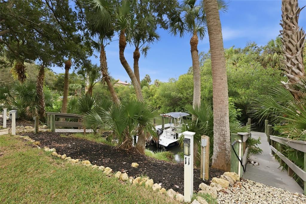 For Sale: $659,000 (3 beds, 3 baths, 2384 Square Feet)