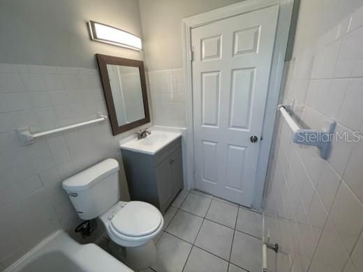 出租: $1,795 (2 贝兹, 1 浴室, 696 平方英尺)