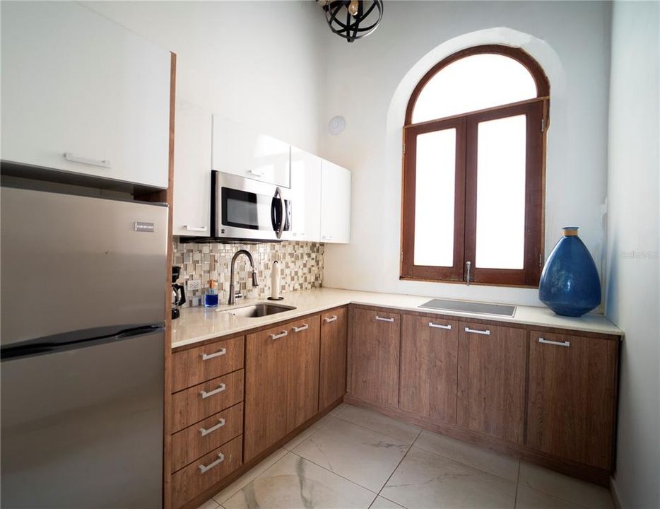 En Venta: $595,000 (1 camas, 1 baños, 929 Pies cuadrados)