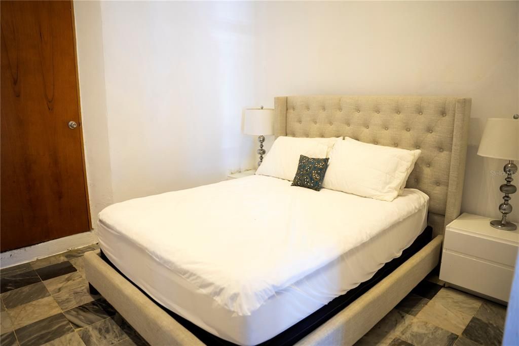 En Venta: $595,000 (1 camas, 1 baños, 929 Pies cuadrados)