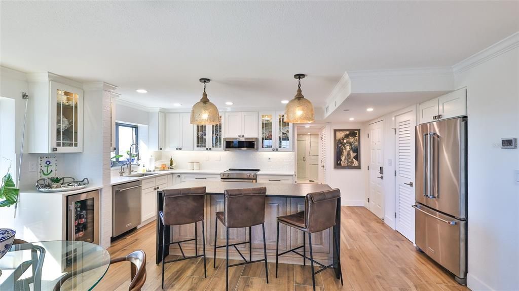 En Venta: $925,000 (2 camas, 2 baños, 1259 Pies cuadrados)