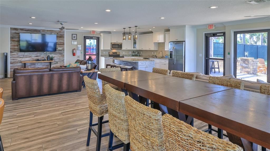 En Venta: $925,000 (2 camas, 2 baños, 1259 Pies cuadrados)