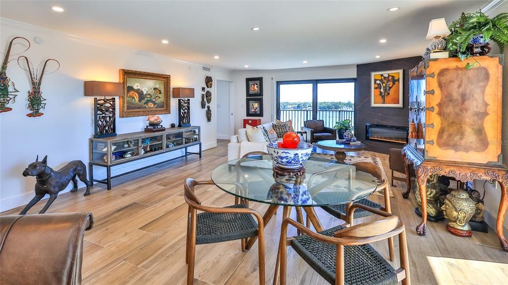 En Venta: $925,000 (2 camas, 2 baños, 1259 Pies cuadrados)