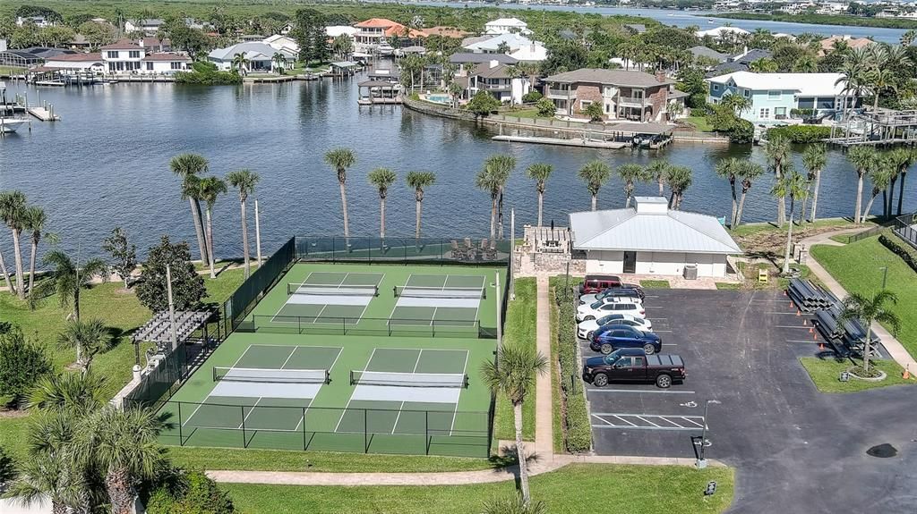 En Venta: $925,000 (2 camas, 2 baños, 1259 Pies cuadrados)