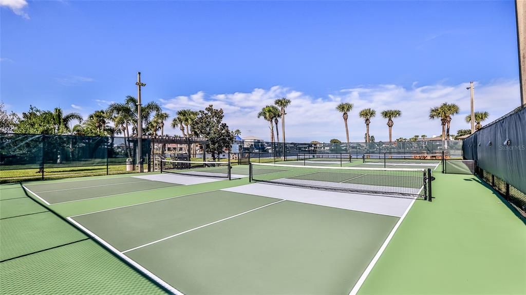 En Venta: $925,000 (2 camas, 2 baños, 1259 Pies cuadrados)