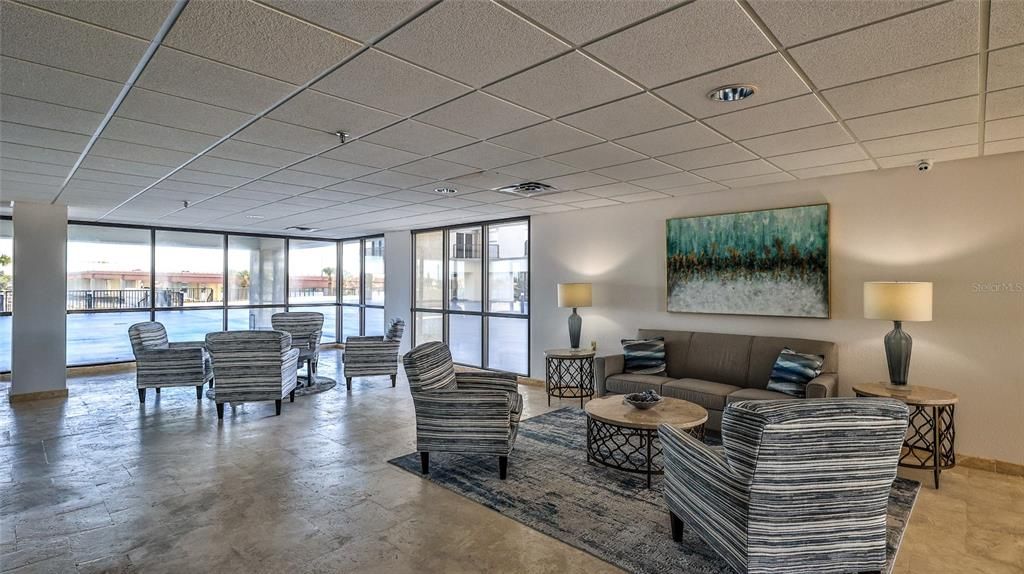 En Venta: $925,000 (2 camas, 2 baños, 1259 Pies cuadrados)