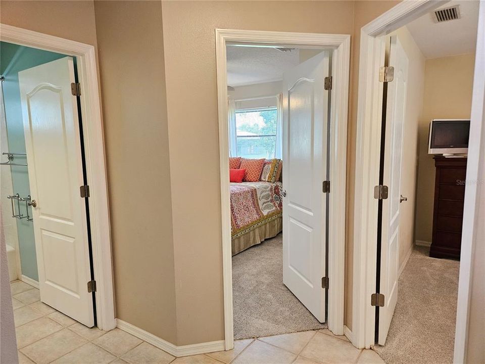 For Rent: $3,900 (3 beds, 2 baths, 1637 Square Feet)