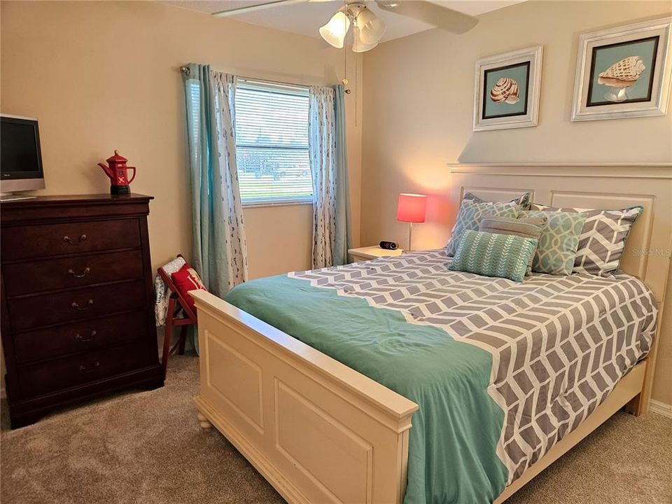 For Rent: $3,900 (3 beds, 2 baths, 1637 Square Feet)