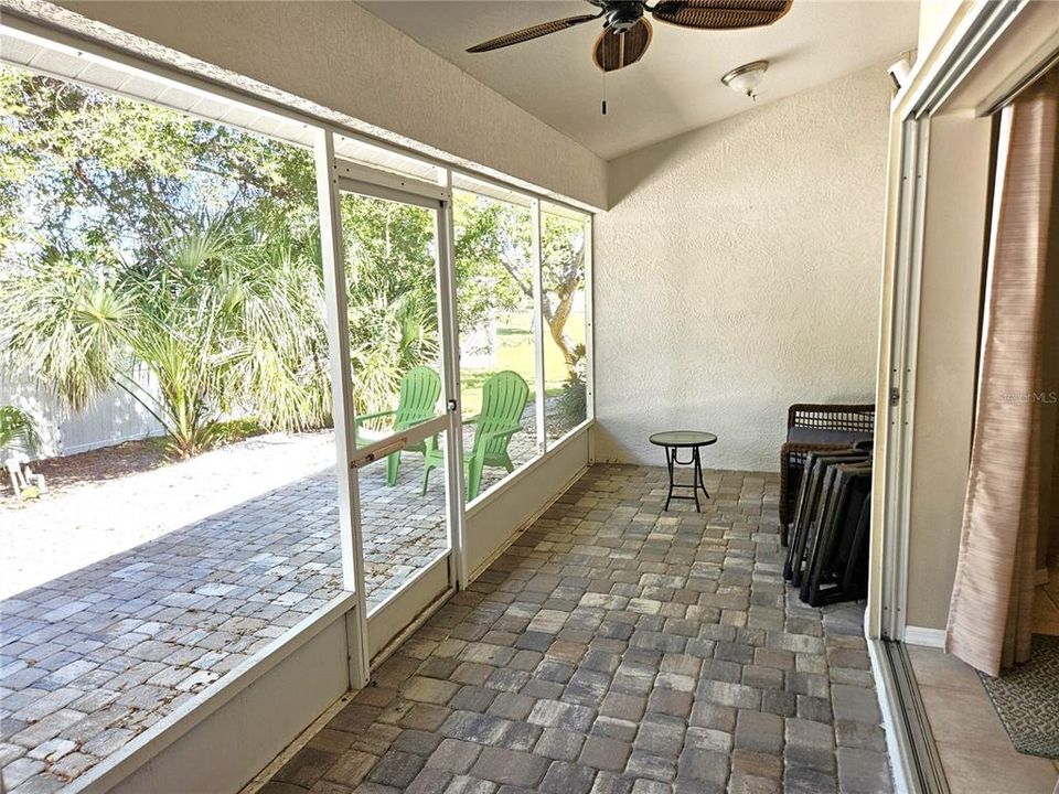 For Rent: $3,900 (3 beds, 2 baths, 1637 Square Feet)