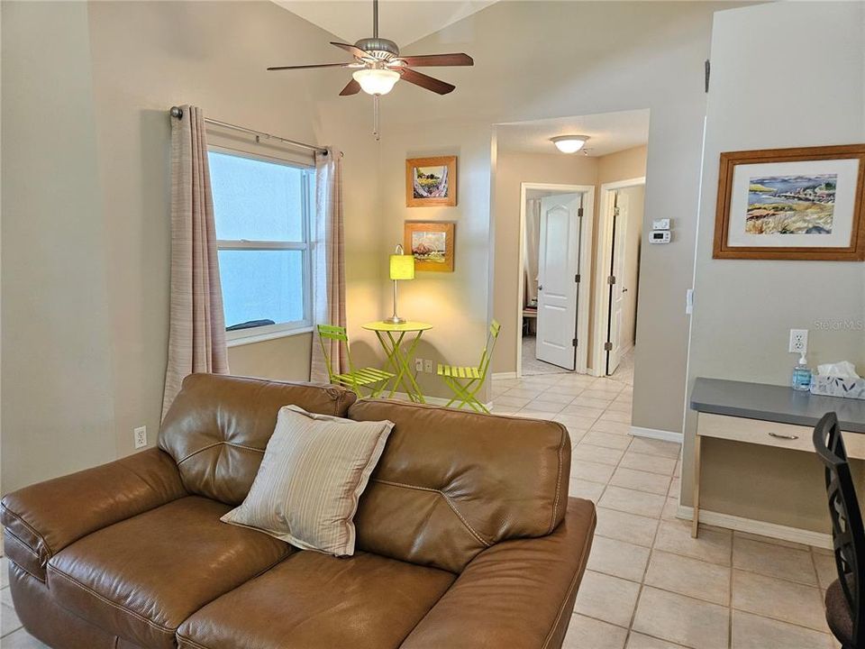 For Rent: $3,900 (3 beds, 2 baths, 1637 Square Feet)