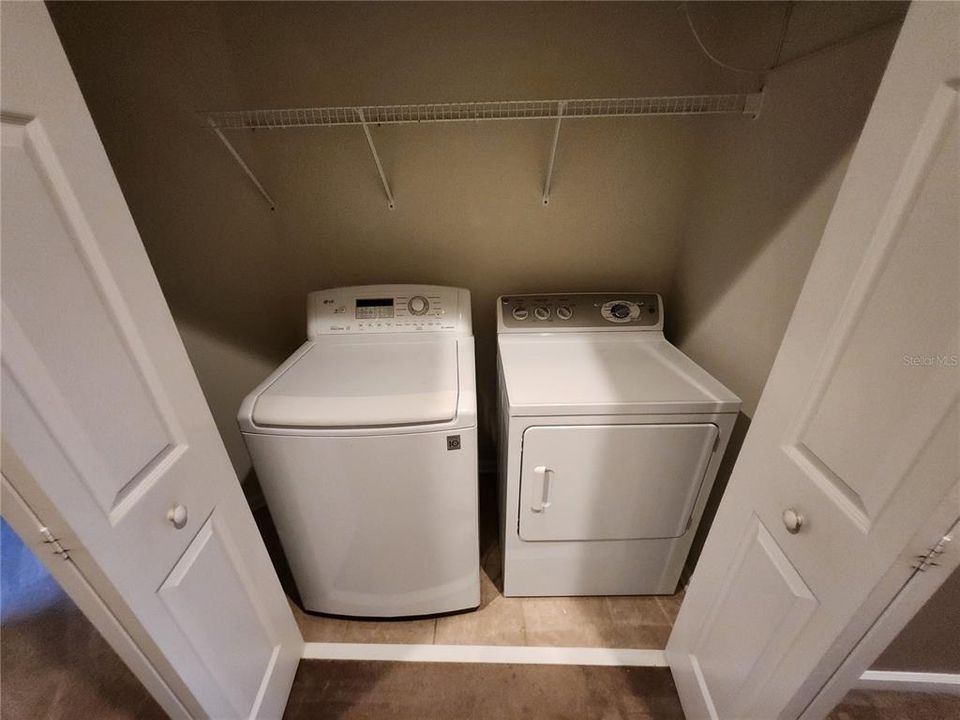 Active With Contract: $1,900 (3 beds, 2 baths, 1622 Square Feet)