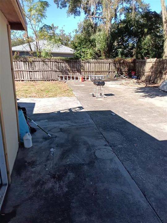 Под контрактом: $399,000 (3 спален, 2 ванн, 1670 Квадратных фут)