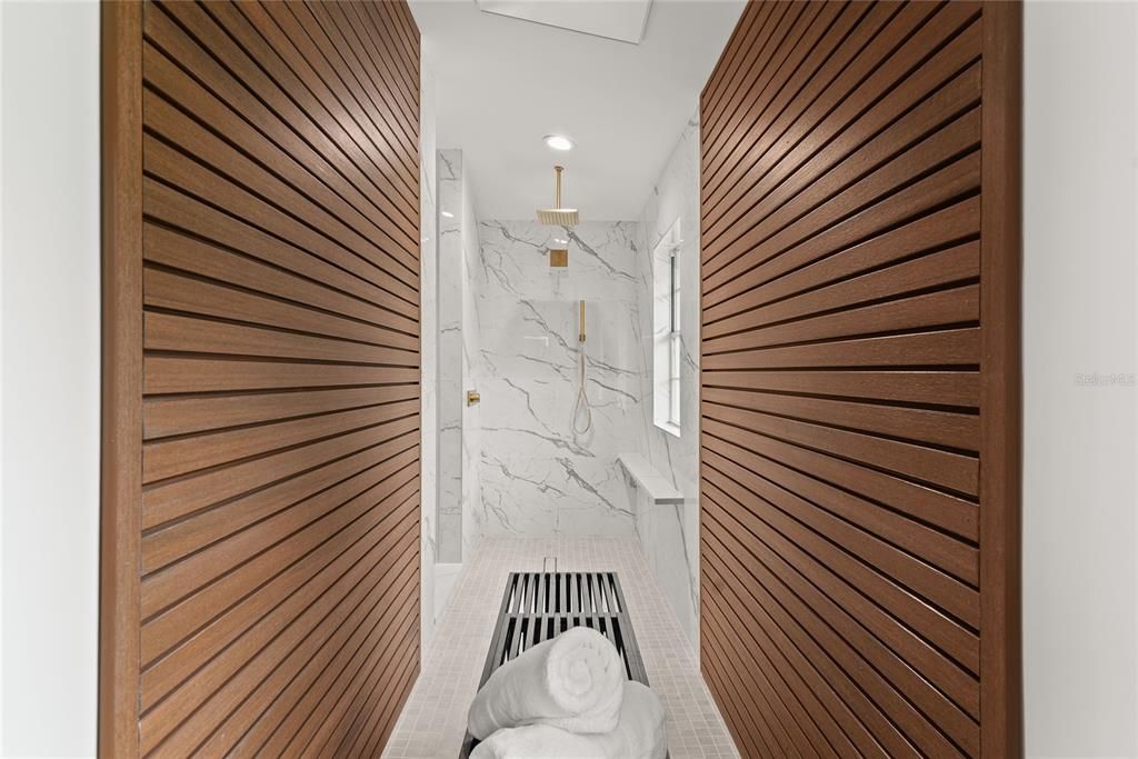 На продажу: $2,295,000 (5 спален, 3 ванн, 3691 Квадратных фут)