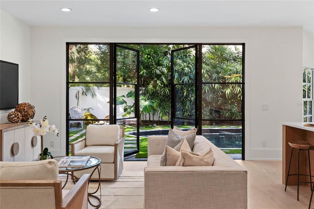 На продажу: $2,295,000 (5 спален, 3 ванн, 3691 Квадратных фут)