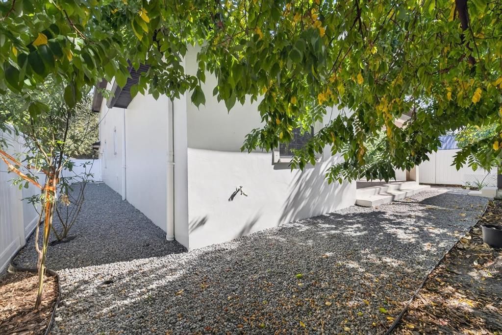 For Sale: $645,000 (4 beds, 3 baths, 2690 Square Feet)