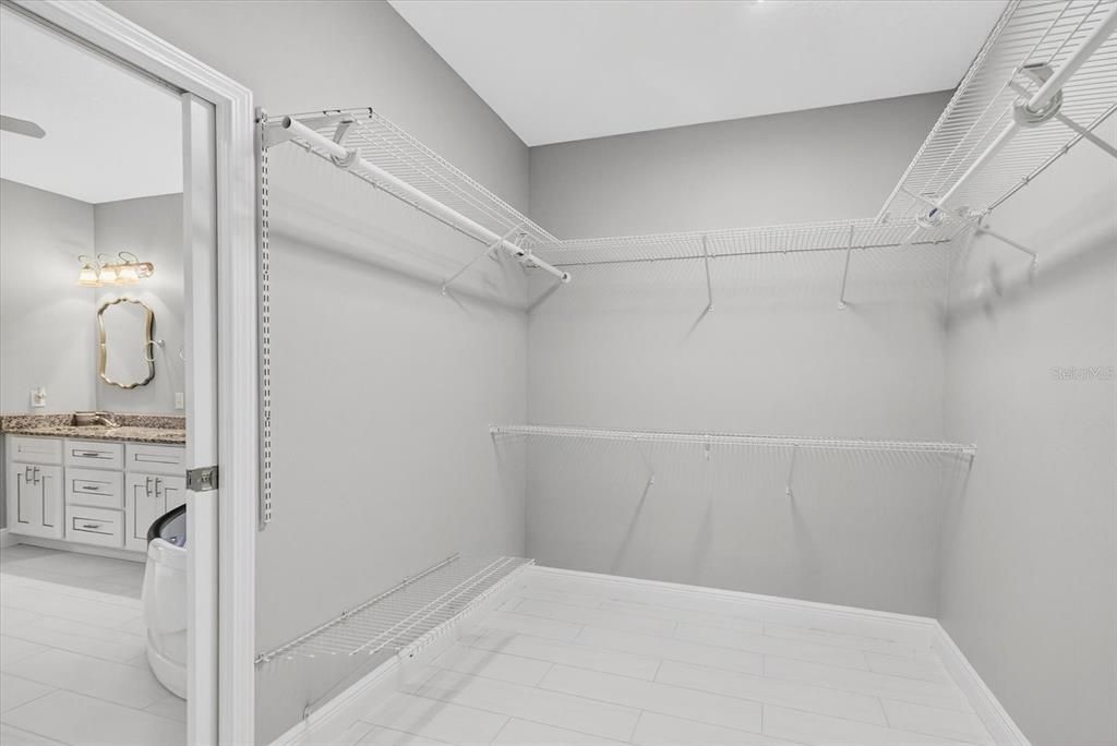 For Sale: $645,000 (4 beds, 3 baths, 2690 Square Feet)