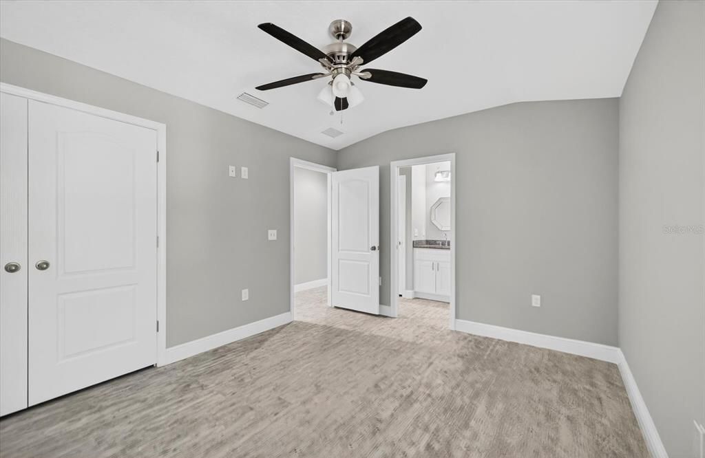 For Sale: $645,000 (4 beds, 3 baths, 2690 Square Feet)