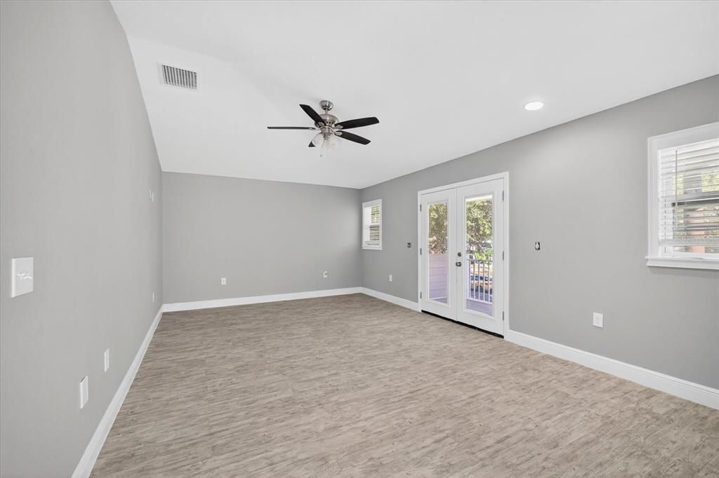 For Sale: $645,000 (4 beds, 3 baths, 2690 Square Feet)