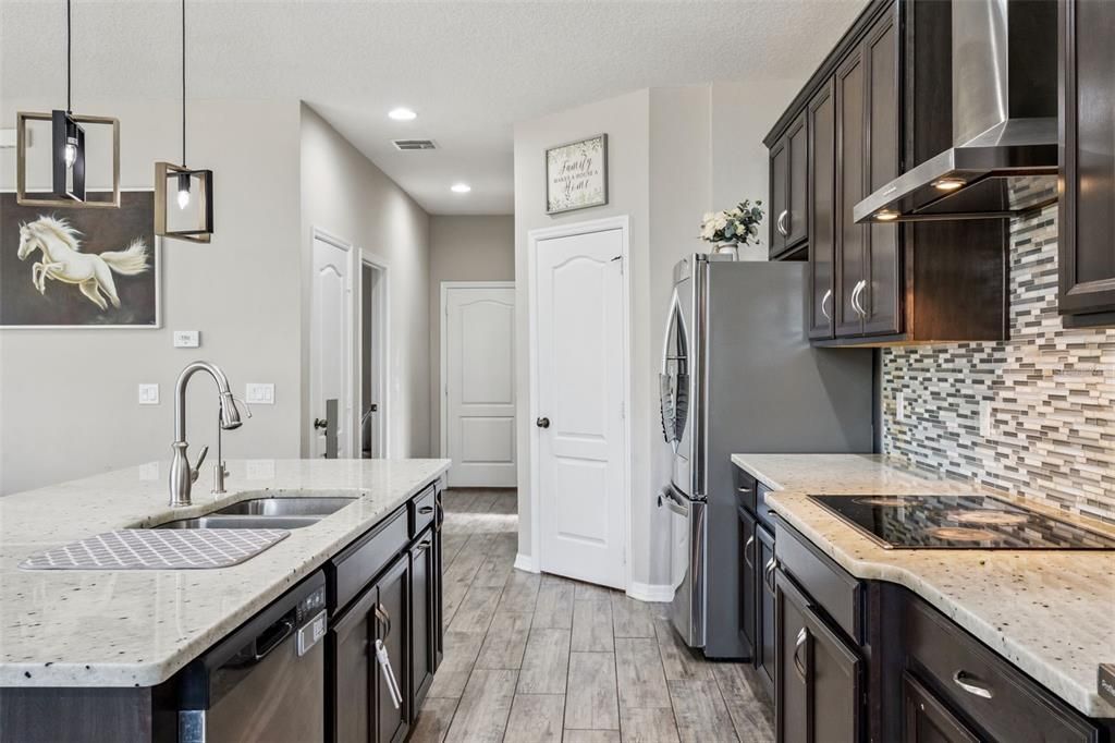 待售: $635,000 (4 贝兹, 3 浴室, 2883 平方英尺)