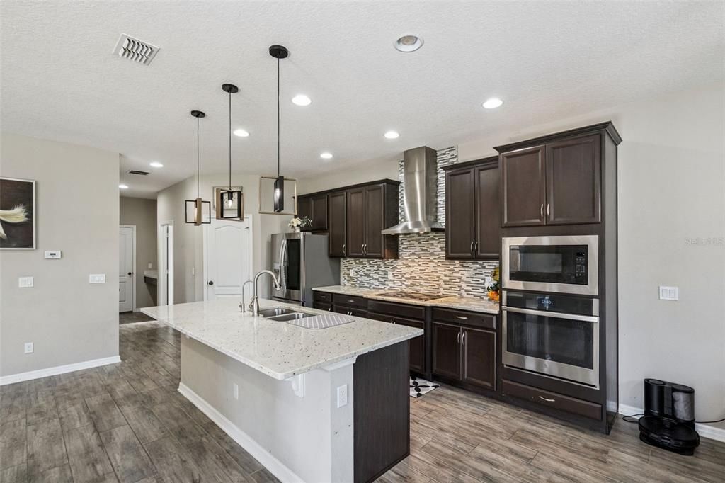 待售: $635,000 (4 贝兹, 3 浴室, 2883 平方英尺)