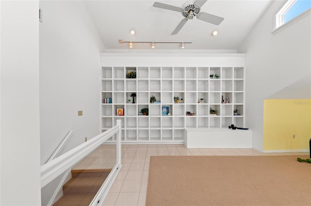 На продажу: $2,390,000 (5 спален, 5 ванн, 6900 Квадратных фут)