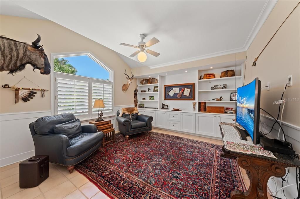 На продажу: $2,390,000 (5 спален, 5 ванн, 6900 Квадратных фут)