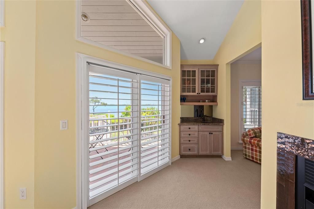 На продажу: $2,390,000 (5 спален, 5 ванн, 6900 Квадратных фут)