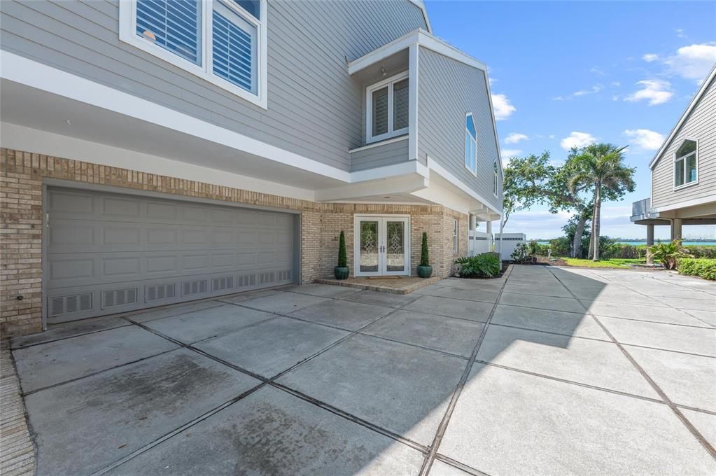 На продажу: $2,390,000 (5 спален, 5 ванн, 6900 Квадратных фут)