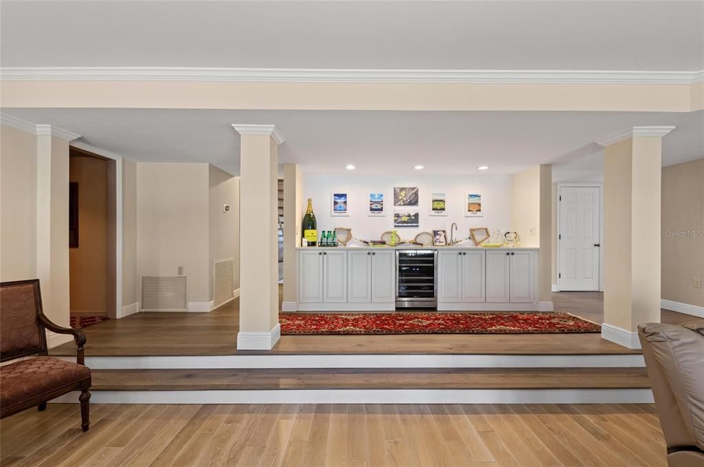 На продажу: $2,390,000 (5 спален, 5 ванн, 6900 Квадратных фут)