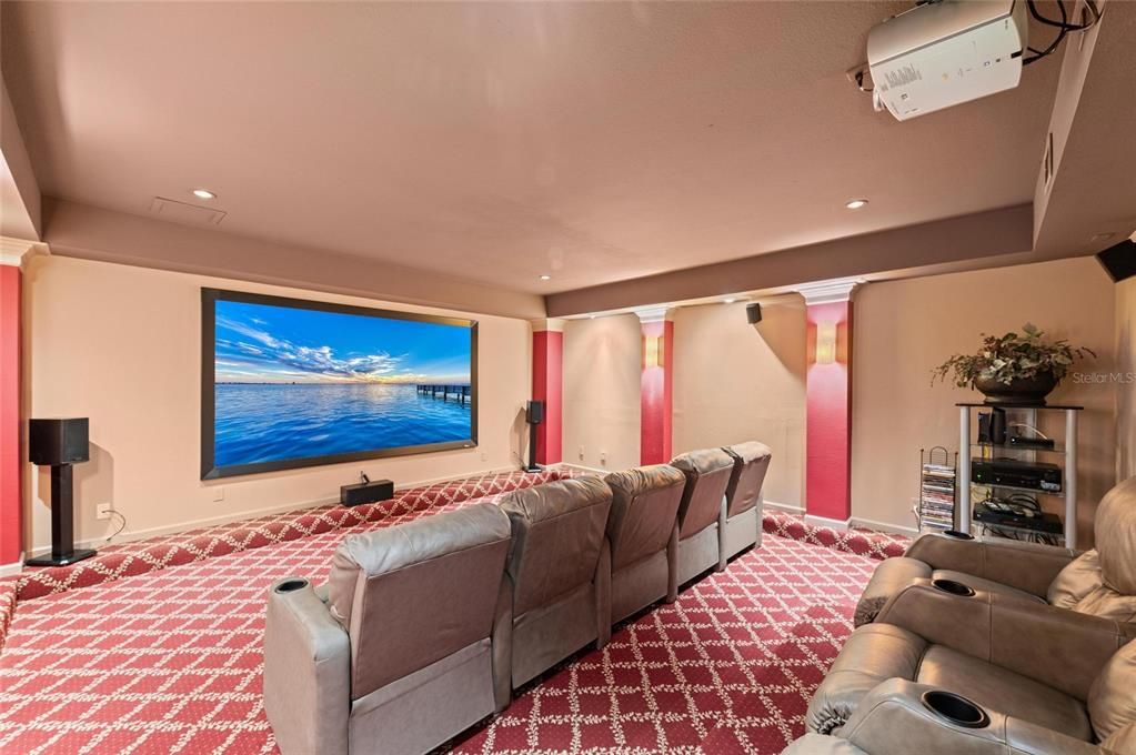 На продажу: $2,390,000 (5 спален, 5 ванн, 6900 Квадратных фут)