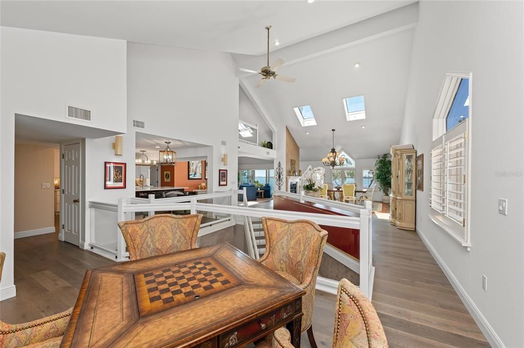 На продажу: $2,390,000 (5 спален, 5 ванн, 6900 Квадратных фут)