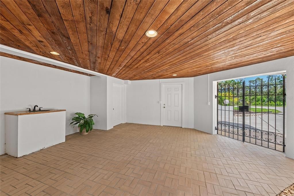 На продажу: $2,390,000 (5 спален, 5 ванн, 6900 Квадратных фут)