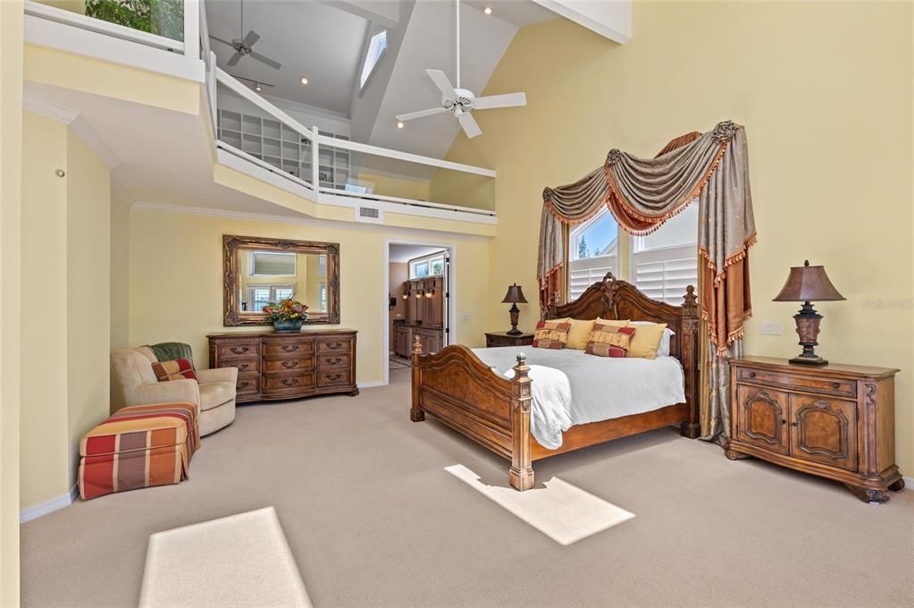 На продажу: $2,390,000 (5 спален, 5 ванн, 6900 Квадратных фут)