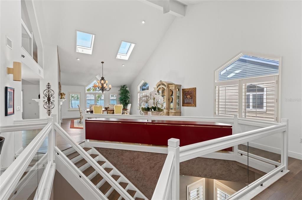 На продажу: $2,390,000 (5 спален, 5 ванн, 6900 Квадратных фут)